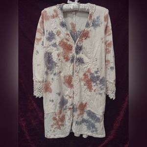 LOGO Lavish by Lori Goldstein